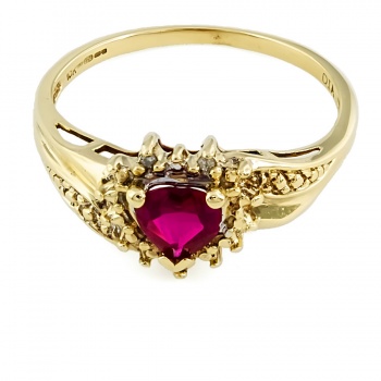 9ct gold synthetic ruby/Diamond Cluster Ring size T
